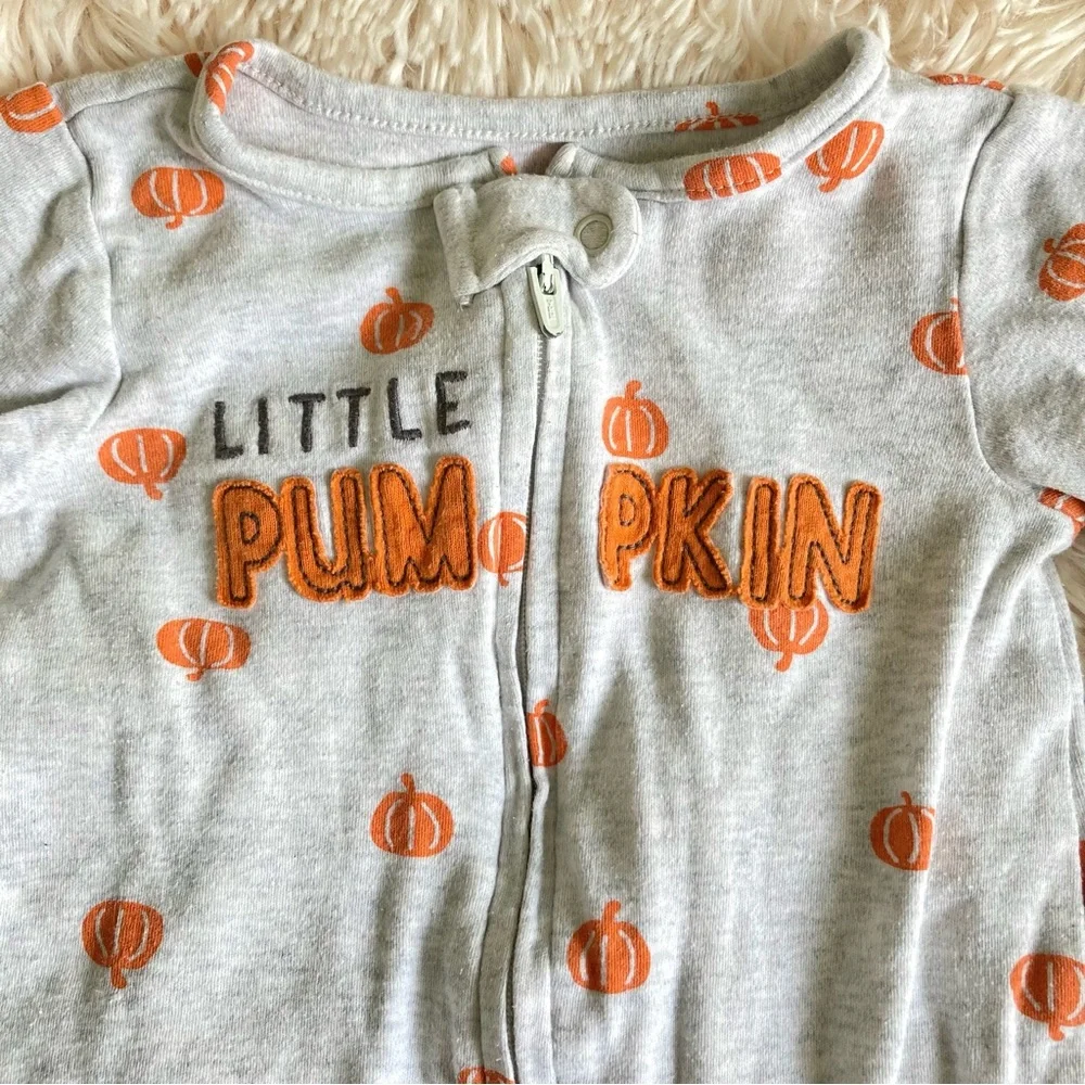 Carter’s Little Pumpkin Footie Pajamas 9 months